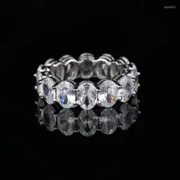 Klusterringar 2023 S925 Silver Personlig mode Kvinnans smycken Diamond Ring 5 7 Pigeon Egg