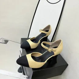 Projektant luksusowych sandałów coco dress shoes średni obcas masywny czółenka oryginalna skóra jagnięca kobieta pointy toe modne buty zamszowe mokasyny mokasyny obuwie rekreacyjne rozmiar 35-41