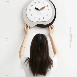 Wanduhren Nicht-Stanzen Net Promi Einfache Uhr Uhr Wohnzimmer Kreative Hause Nordic Licht Luxus 2023