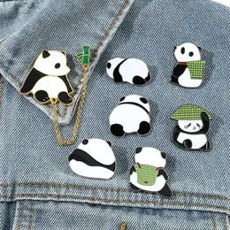 Panda Smalto Spilla Spille Set Estetico Carino Distintivi da bavero Spille fantastiche per Zaini Cappello Borsa Collare Fai da te Accessori per gioielli di moda All'ingrosso