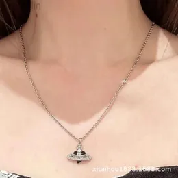 디자이너 Viviene Westwoods Empress Dowager Great Love Diamond Saturn Necklace Sweet Jewelry Fairy Jewelry Versatile Punk Collar Chain