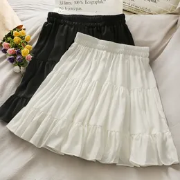 Letnie seksowne wysokiej talii Strlim plisowane linia mini spódnice koreańska moda swobodna krótka czarna biała spódnica alt ubrania kobiet 230413