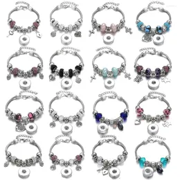Charm Bracelets 10pcs/Los Großhandel Snapknochen Armchen Perlen Armband Pass