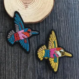 دبابيس التصميم الفرنسي تحرك DIY الفصل التطريز شارات Kingfisher Pay-Clive Brooch Men's and Women's Accessories