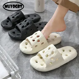 Slippers Hollow Out Slippers Men Women Water Leakage Quick Drying Slides Quality Eva Thick Sole Soft NonSlip Sandals Bathroom Slippers 230412