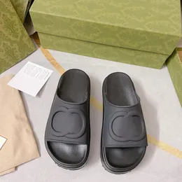 2023 Женщины скользит сандаль с взаимосвязанностью g Mens Platform Slapper Rubber Tpu SLIDE