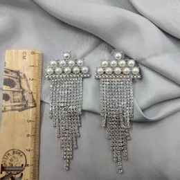 Studörhängen 2023 AROS BRINCOS Pendientes smycken Personlighet Vintage och runt Tassel Pearl Flash Zircon Female D50