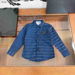 Camisa de bebê de luxo gola polo meninos casaco tamanho 110-160 cm crianças roupas de grife logotipo geométrico decoração blusas infantis nov10