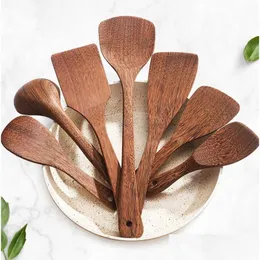 Utensílios de cozinha Spata de madeira natural Colher de madeira ecológica Antiaderente Pan Spatas Long Handle Refeição Retro Colander Tool Drop Delivery Otvlm