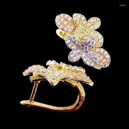 أقراط مسمار Lanyika Copper Leaf Flower Flower Clip Micro Pave Zircon for Women Wedding Banquet Jewely Mashing Modelry