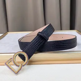 Cintura di design da donna alla moda con diamanti Cintura con fibbia liscia Design retrò per uomo Larghezza donna 3,0 cm Vera pelle di vacchetta Alla moda Versatile con scatola