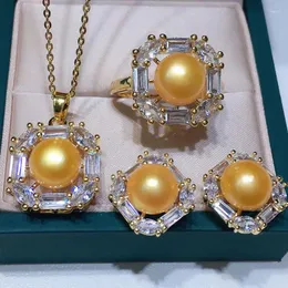 Halsband örhängen set sötvatten pärla gyllene starkt ljus 8-9mm Earndrops Stud Ring Three-Piece 18k Gold Plated Fashion