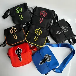 Midjepåse män kvinnor trapstar uk messenger nylon crossbody rappare väska kvinnor heta trapstars irongate cobra t lyx designer handväska axel koppling vattentät