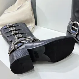 Miui Boots Tall Women Boots Designer Schuhe Y2K -Stil brauner Leder Biker Boot Runde Zeh