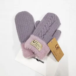 Luvas Designer Outono e Inverno Quente Pelúcia À Prova de Vento Cinco Dedos Mittens Pele Integrada Plus Veludo Camurça Anti-Slip