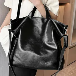 Evening Bags 2023 Female Large Shoulder Bag Aesthetic Black Lacquer Oil Wax Leather Ladies Hobos Handbag Roomy Commuter Crossbody