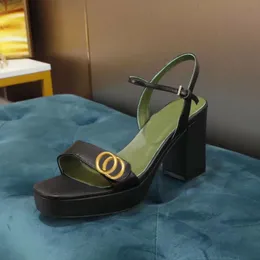 designerskie kobiety sandały impreza moda skórzana taniec buty nowe seksowne obcasy super 8cm dama buty ślubne metalowy pasek klamra wysokie obcasy butów butów duży rozmiar 35-42 z pudełkiem