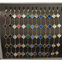 дизайнерский браслет с клеверомНовый браслет из стерлингового серебра 925 пробы с клевером и пятью цветами Бесцветные двусторонние изделия ручной работы Подарки для подруг и влюбленных