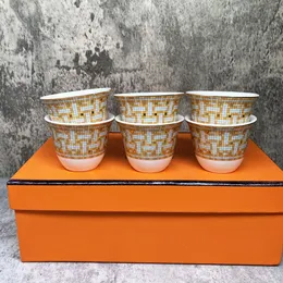 Vattenflaskor 6PCSSet Luxury Gold Porcelain Tea Cups Bone China Espresso Coffee Cup Set In Orange Box Drinkware Wedding Birthday Housewarming 230413