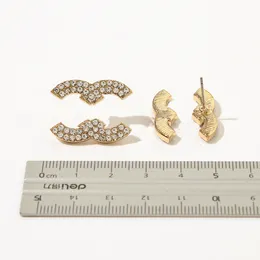 Lyxiga 18K guld örhängen kärlek dam diamantörhängen designer smycken 2023 ny design för kvinnor örhängen rostfritt stål familj present smycken grossist ZG1271