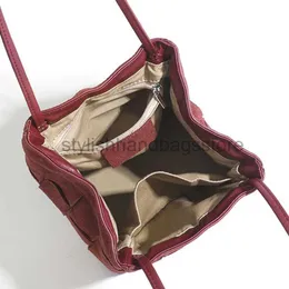 Borse a tracolla Borsa a tracolla in pelle intrecciata fatta a mano Borsa donna rossa Borsa tote a secchiello da donna Borsa eleganteborse negozio