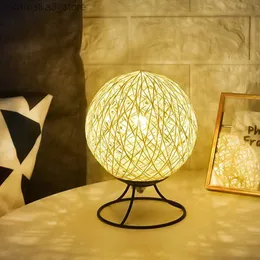 Luzes da noite LED Moon Table Lamp Wood Table Ball Light Dimmable Linen Ball Rattan Abajur USB Quarto Cabeceira Night Light Home Decor Q231114