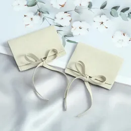 Jewelry Pouches 20 Microfiber Envelope Style With Band Pouch For Fashion Earrings Necklaces Packaging Display Chic Small Gift Bag Beige