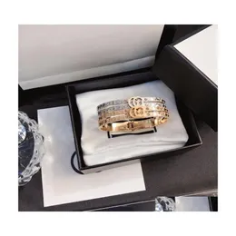 Armreif Designer Armband Charme Luxus Armbänder Frauen Brief Schmuck Überzogener Edelstahl 18 Karat Gold Armband Manschette Mode Party Dr. Dhe9N