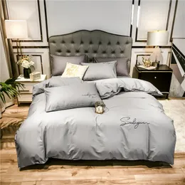 Sängkläder sätter fyra bitar sängkläder enkel bomull dubbel hushållsglase täcke täcke broderad twill bekväm ljus grå 230413
