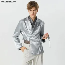 Мужские костюмы Blazers Inceurn Tops American Style красивые мужчины атласная ткань Blazer нерегулярная ремешок для ремня.