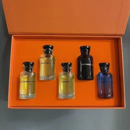 الترويج مثير رائحة العطور بدلة 10mlx5pcs مجموعة الحلم apogee روز دي فنتات sable le jour se leve kit 5 في 1 هدايا مربع المهرجان طويل العطور parfum