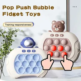 i lager bärbara spel spelare elektronisk snabb push pop game handhållen konsol press fidget leksaker bubbla ljus upp pushit present barn vuxna födelsedag jul leksak