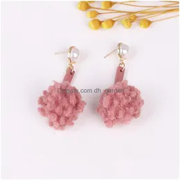 Dangle Chandelier Earrings Agustina Cute Fur Ball Long 2023 Women Feather Drop Soft Fashion Geometric Jewelry Simple Trend Dhgarden Dhwba