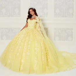 Abiti Quinceanera gialli con mantello 2024 paillettes perline fiori 3D con mantello principessa dolce 16 abito abiti da 15 anos