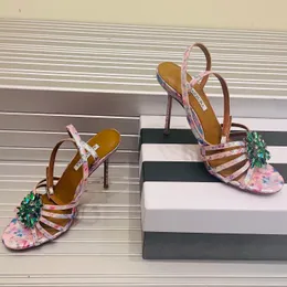 Aquazzura sandali slingback in pelle impreziositi da cristalli cinturino alla caviglia décolleté con tacco alto a spillo designer da donna moda di lusso calzature da sera per feste