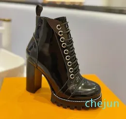 Botas de tornozelo femininas, bota inspirada no exército, designers, plataforma de piso, sola, salto alto, botas martin, rendas de couro, festa de casamento