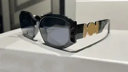 2023 Luksusowe okulary przeciwsłoneczne dla kobiet mężczyzn 4424 Unisex Hot Designer Goggle Beach Słońce Słońce Retro Mała Rama Luksusowy projekt Uv400 Najwyższej jakości - NOWOŚĆ W Pudełku