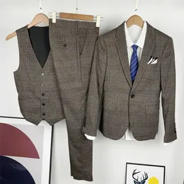 Męskie garnitury Blazers S5xl Blazer Vest Pants 3cece Fashion Boutique Retro Suit Groom Suknia ślubna Plaid Biuro Business 231114