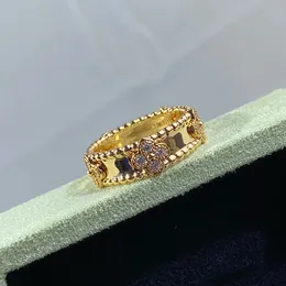 Ring mit vier Kleeblättern, natürlicher Muschel-Edelstein, 18 Karat vergoldet, für Damen, Designer, T0P Advanced Materials, modischer Diamant, europäische Größe, Geschenk für Freundin, mit Box 013