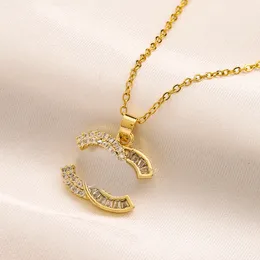 Luxus vergoldet Edelstahl Halsketten Choker Kette Brief Anhänger Aussage Mode Damen Kristall Halskette Hochzeitsschmuck