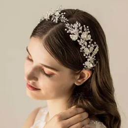 Inne modne akcesoria kobiety Srebrne Liścienestony Haebdand Wedding Hair Jewelry Bridal Hair Akcesoria dla panny młodej J230416