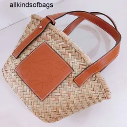 Loewwe çantalar sepet yeni moda palmiye yaprağı mitsubishi çim dokunma işlemi saman çantası tek omuz dişi rattan frj