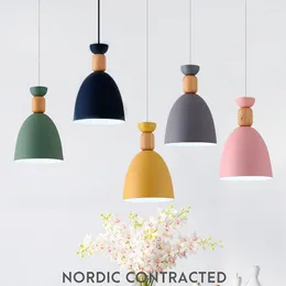Lampy wiszące LED Drewniane stalowe zawieszenie Luminaire Prosty stylowa sztuka minimalistyczne wnętrza domowe żyrandol Lampy sufitowe Ekologiczne