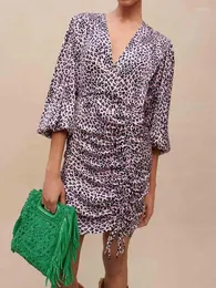 Casual Dresses 2023 Spring Summer MAJ V-neck Dress For Women Fashion Contrasting Colors Leopard Rrint Fold Robe Ladies Mini Skirts