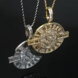 Vi litar på Hustle Money Dollar Dream Chasers Letter Round Charm Pendant Necklace With Rope Chain Hip Hop Women Men Full asfalterad 5A Cubic Zirconia Boss Män gåva smycken