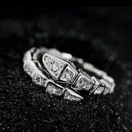 Viper Snake Ring Open Diamond Ring 16 Style Titanium Steel Unisex Rings للرجال والنساء الأزواج موضة لا تتلاشى أبدًا مجوهرات اكسسوارات A