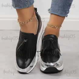 Sapatos de vestido passo em sapatos femininos preguiçosos 2023 primavera e outono nova moda coreana franja matsuke sola grossa casual pequenos sapatos brancos aumento na altura t231115