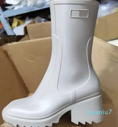 Cycuviva Square Toe Rain Boots 여성 청크 힐 힐 두꺼운 발목 부츠 디자이너 첼시