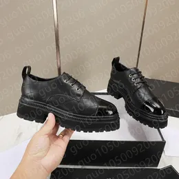 La nuova serie di scarpe autunnali a scarpa singola Lefu presenta il temperamento elegante e lussuoso di Xiangjia, super resistente e cucita a mano