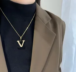 Varumärkesdesign 18K Guldplätering hänge halsband lyxiga kvinnor kristall strass Tassel halsband enkel tjej klavikular kedja bröllop smycken tillbehör